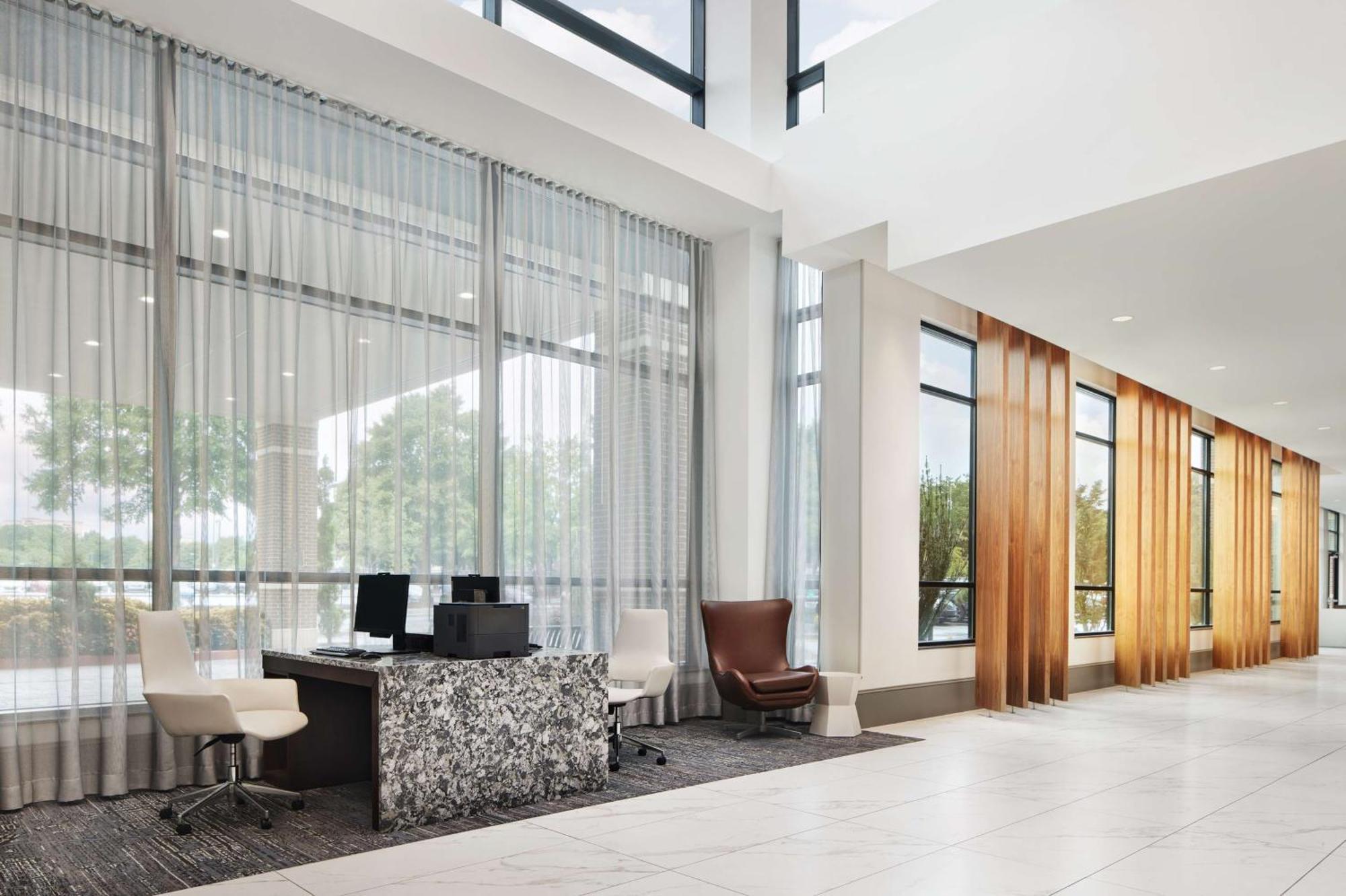 Embassy Suites By Hilton Atlanta Airport North Hapeville المظهر الخارجي الصورة