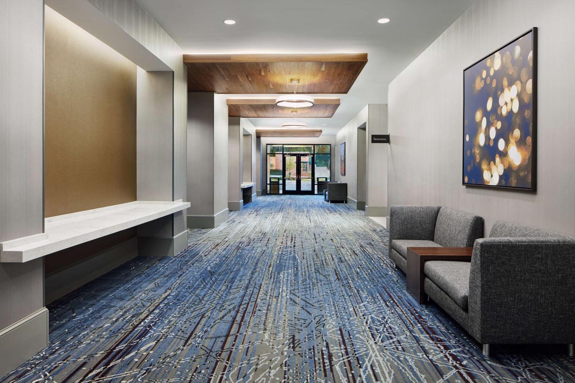 Embassy Suites By Hilton Atlanta Airport North Hapeville المظهر الخارجي الصورة
