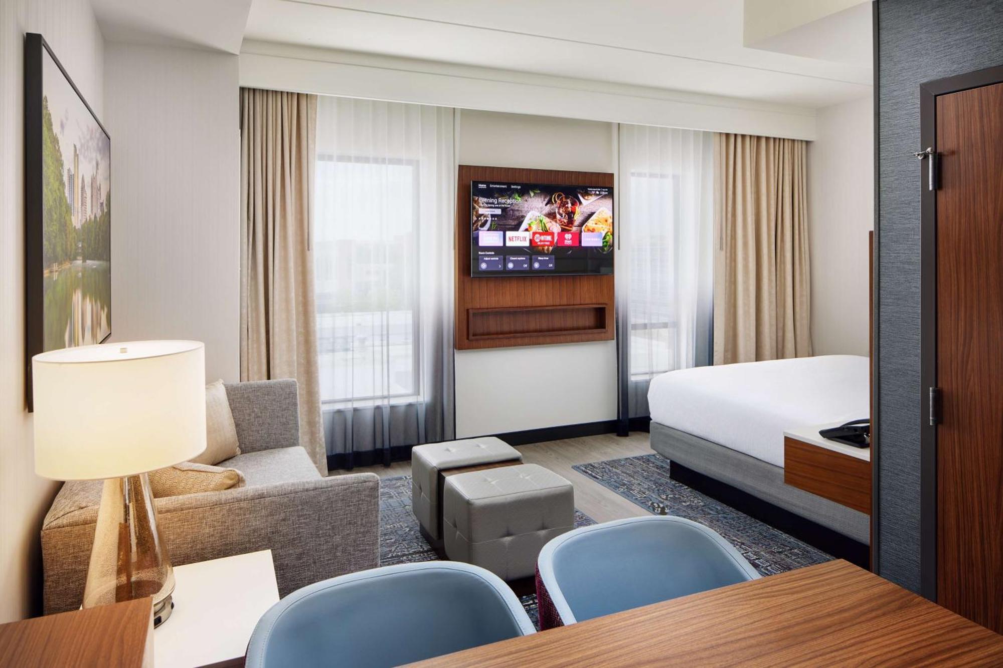 Embassy Suites By Hilton Atlanta Airport North Hapeville المظهر الخارجي الصورة