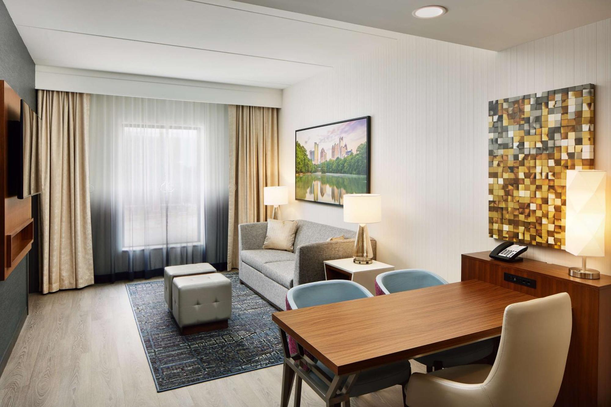 Embassy Suites By Hilton Atlanta Airport North Hapeville المظهر الخارجي الصورة